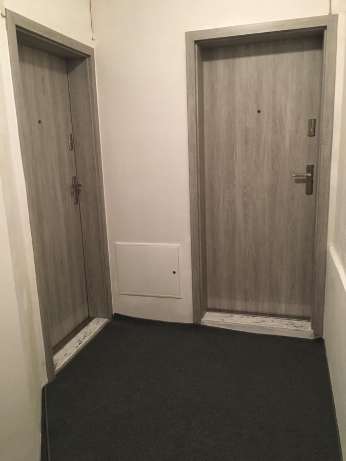Studio apartment Sisters3 Ljubljana Buitenkant foto